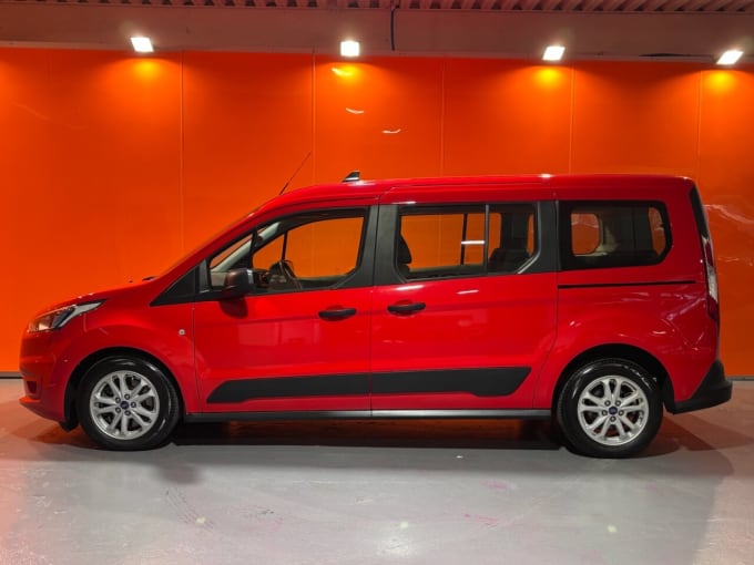 2025 Ford Grand Tourneo Connect