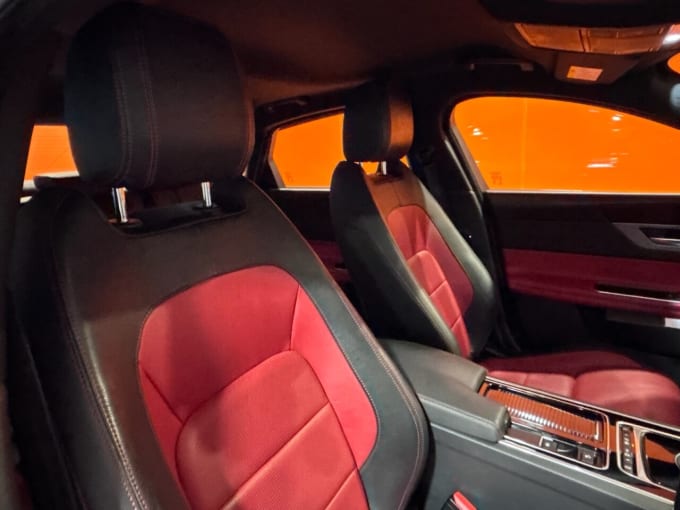 2025 Jaguar Xf