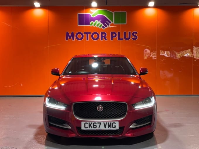 2025 Jaguar Xe