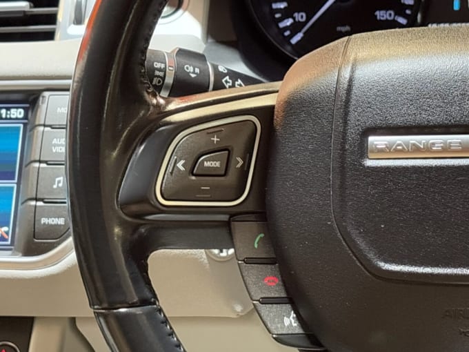 2025 Land Rover Range Rover Evoque