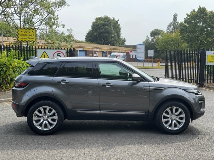 2024 Land Rover Range Rover Evoque