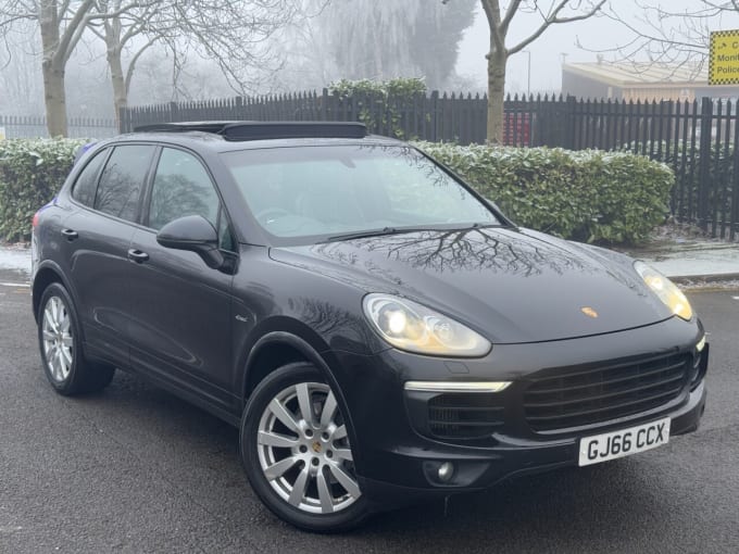 2025 Porsche Cayenne