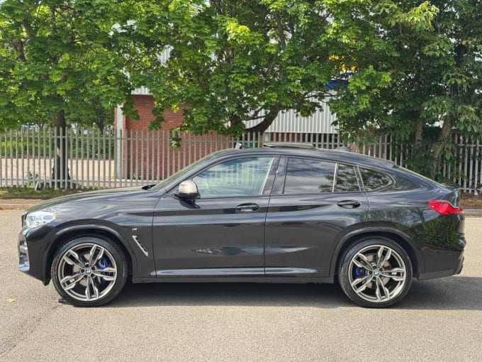 2025 BMW X4
