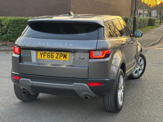 2025 Land Rover Range Rover Evoque