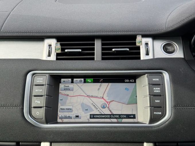 2025 Land Rover Range Rover Evoque