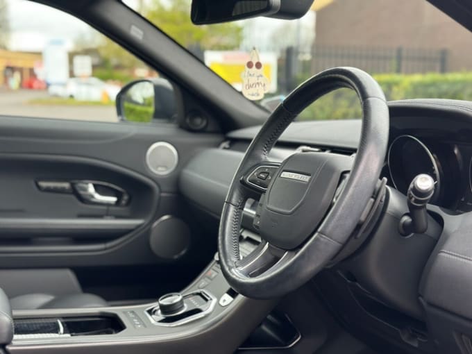 2025 Land Rover Range Rover Evoque