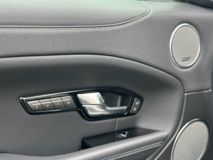 2025 Land Rover Range Rover Evoque
