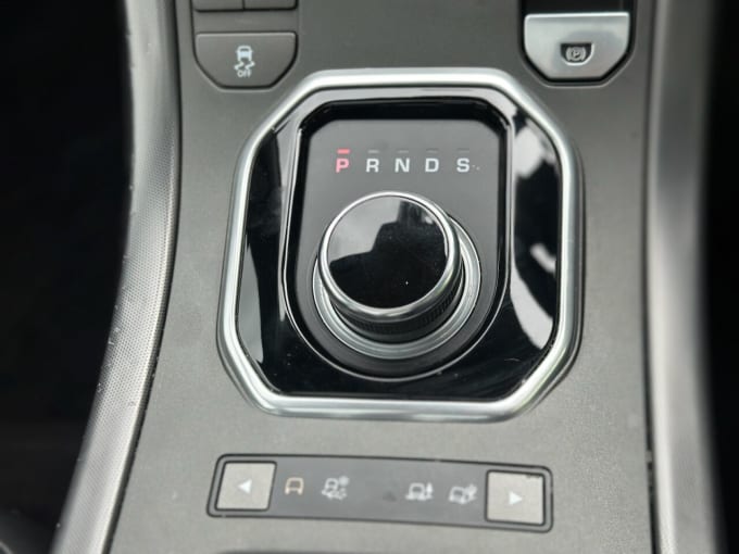 2025 Land Rover Range Rover Evoque