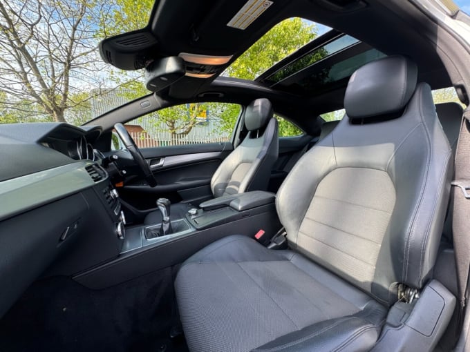 2025 Mercedes-benz C-class