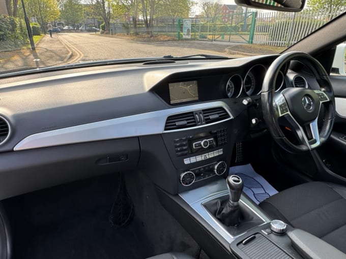 2025 Mercedes-benz C-class
