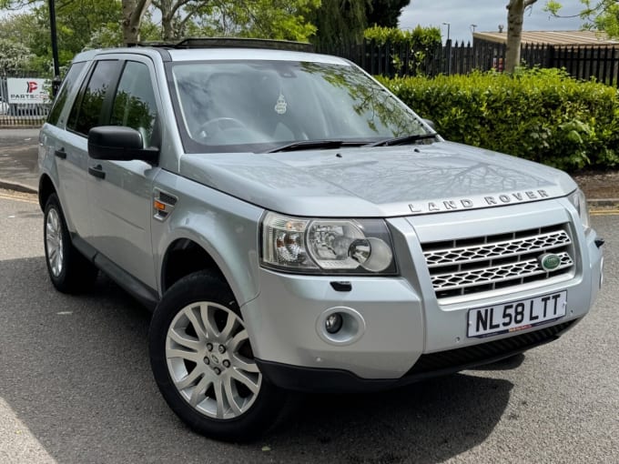 2025 Land Rover Freelander 2