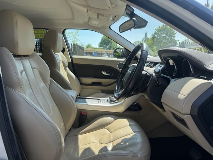 2025 Land Rover Range Rover Evoque