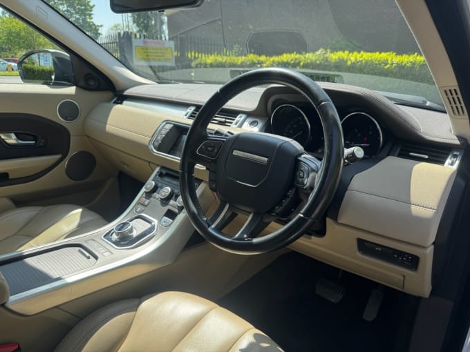 2025 Land Rover Range Rover Evoque