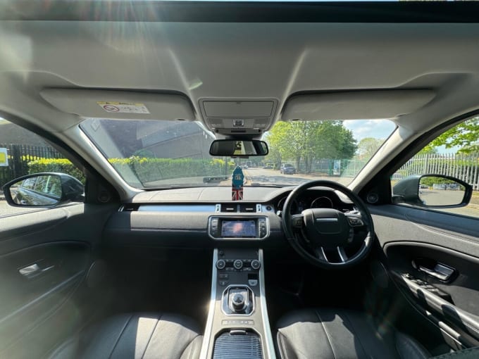2025 Land Rover Range Rover Evoque