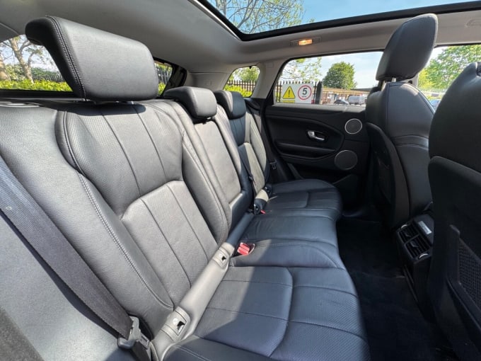 2025 Land Rover Range Rover Evoque
