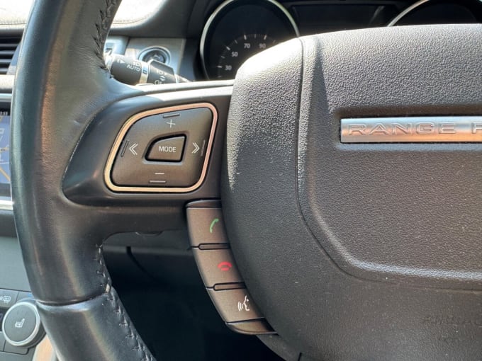 2025 Land Rover Range Rover Evoque