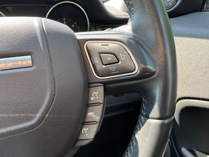 2025 Land Rover Range Rover Evoque