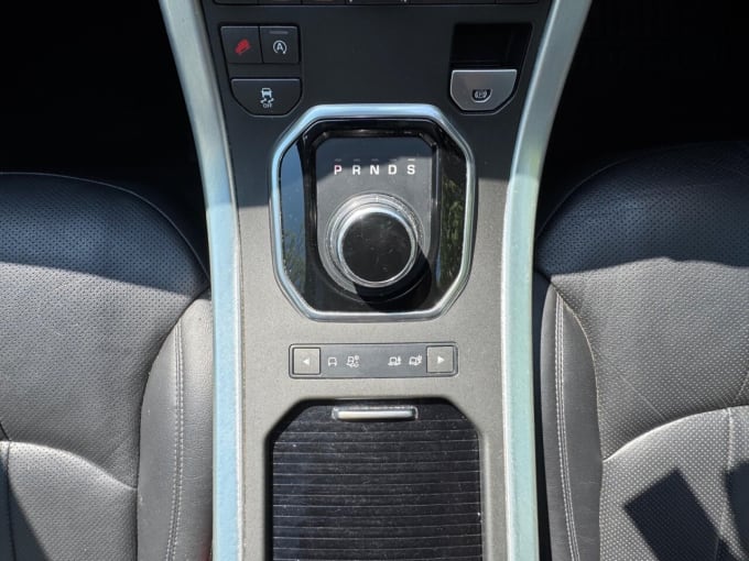 2025 Land Rover Range Rover Evoque
