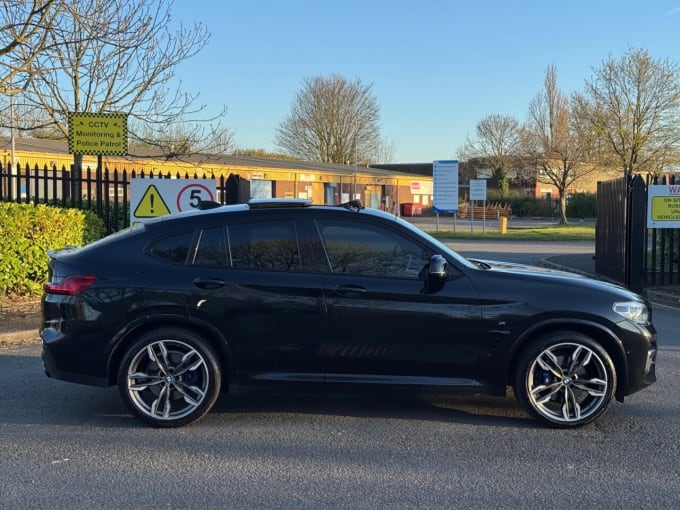 2025 BMW X4