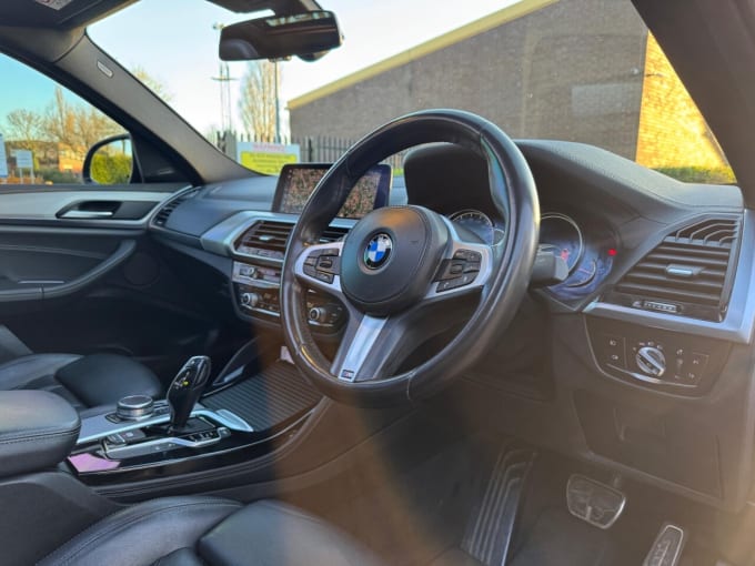 2025 BMW X4