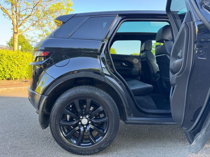 2025 Land Rover Range Rover Evoque