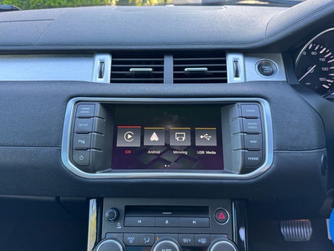 2025 Land Rover Range Rover Evoque