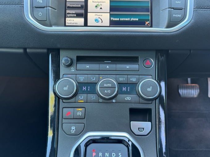 2025 Land Rover Range Rover Evoque