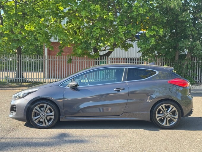 2025 Kia Proceed