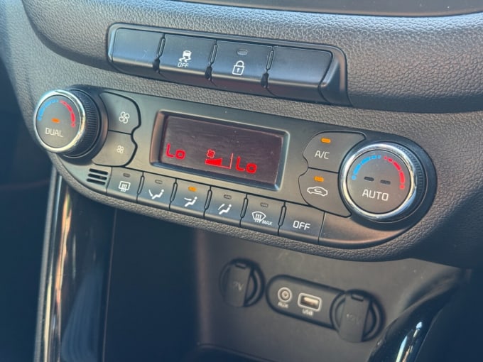 2025 Kia Proceed