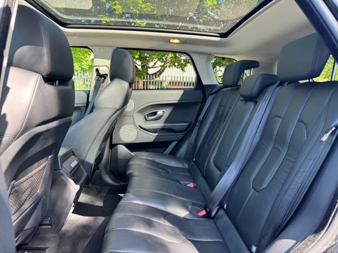 2025 Land Rover Range Rover Evoque