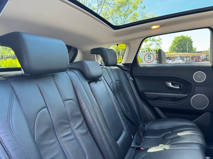 2025 Land Rover Range Rover Evoque