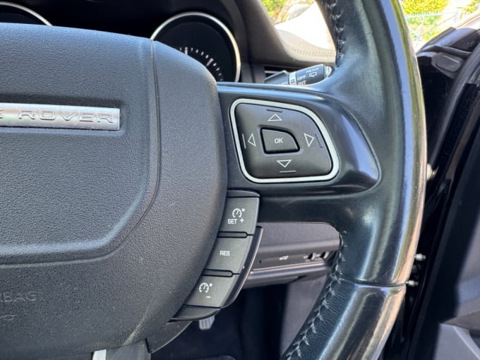 2025 Land Rover Range Rover Evoque