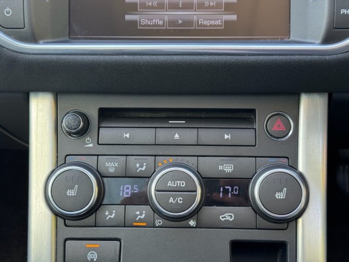 2025 Land Rover Range Rover Evoque