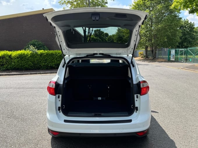 2025 Ford C-max