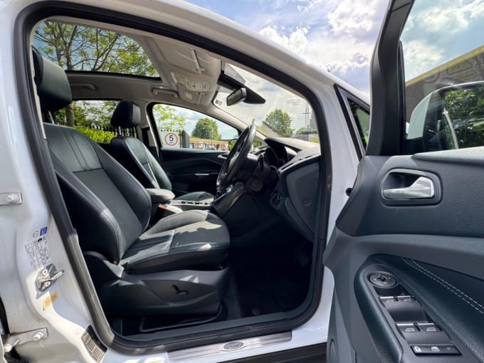 2025 Ford C-max