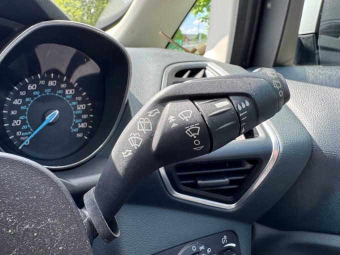 2025 Ford C-max
