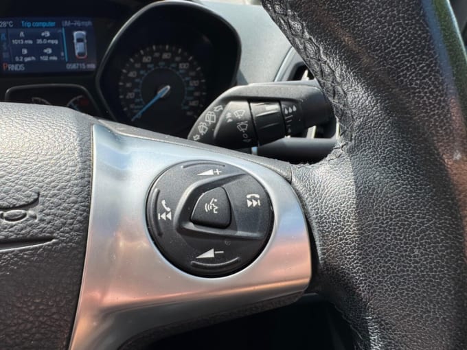 2025 Ford C-max
