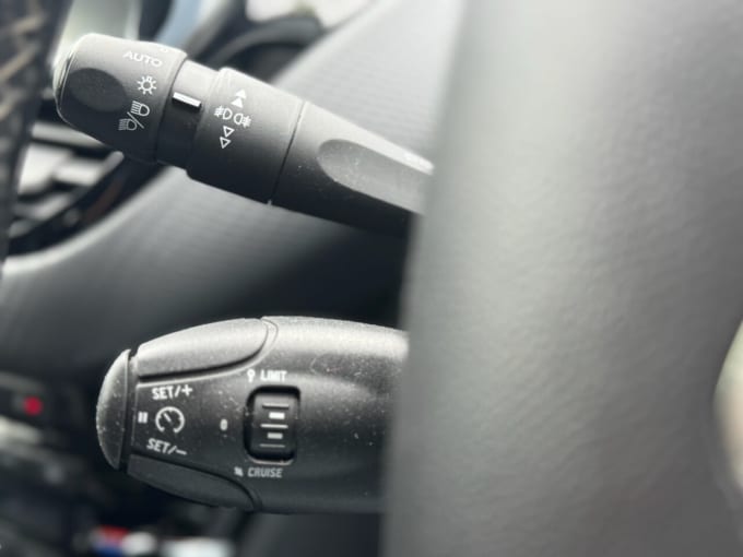 2025 Peugeot 2008
