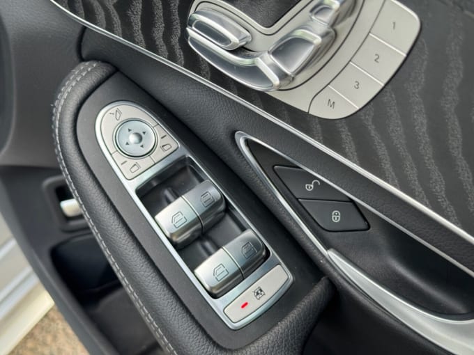 2025 Mercedes-benz C-class