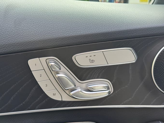 2025 Mercedes-benz C-class