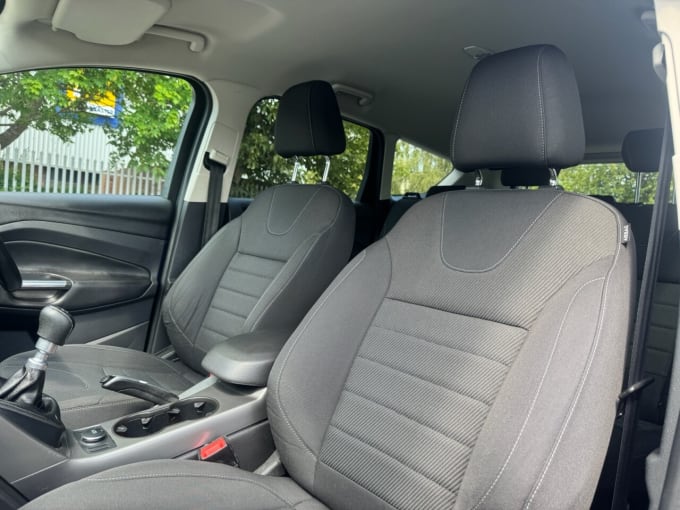 2025 Ford Kuga