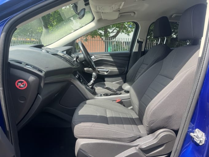 2025 Ford Kuga