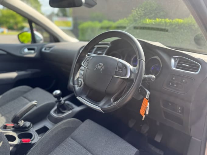 2025 Citroen C4