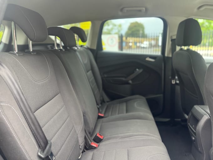 2025 Ford Kuga