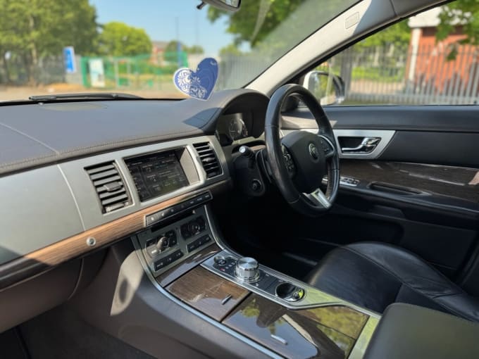 2025 Jaguar Xf