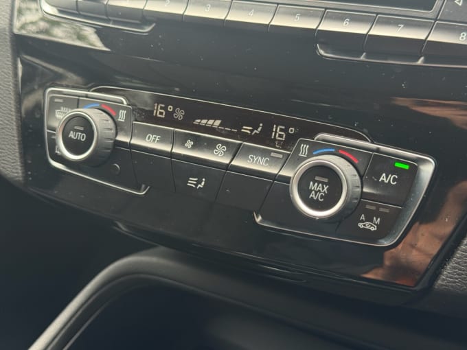 2025 BMW X1