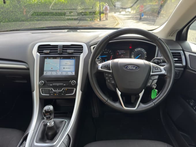 2025 Ford Mondeo