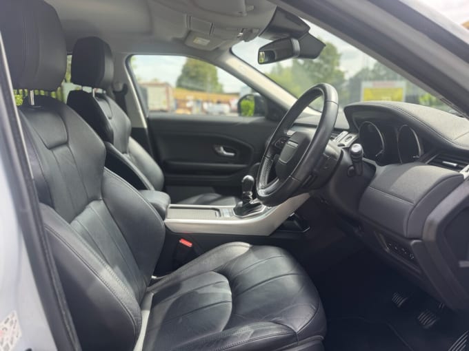 2025 Land Rover Range Rover Evoque