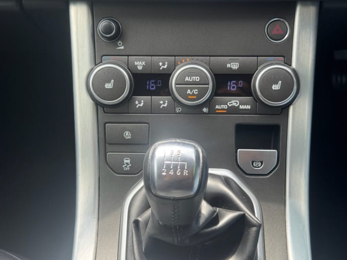 2025 Land Rover Range Rover Evoque