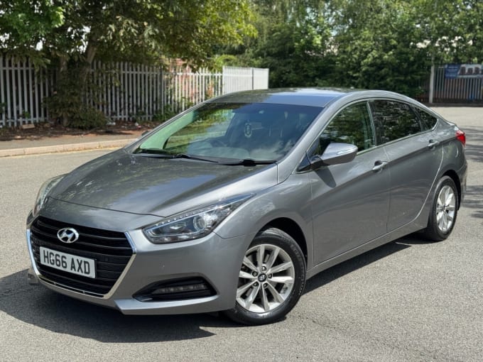 2025 Hyundai I40